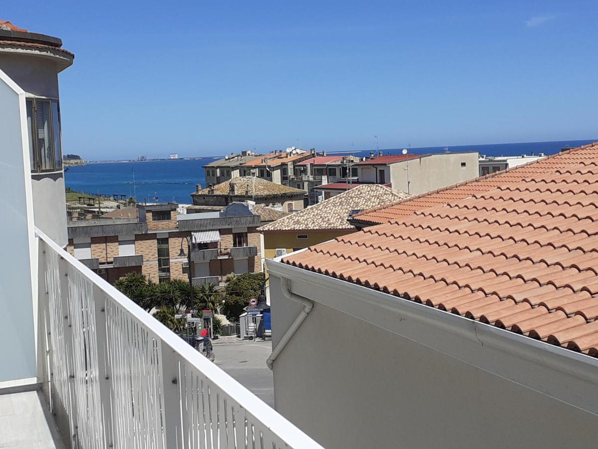 Apartamento Lo Scorcio Sul Mare Marina di San Vito Exterior foto